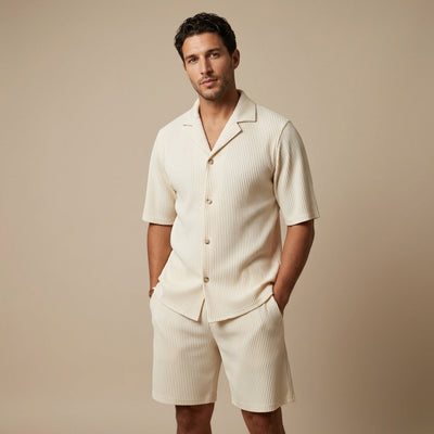 Completo Estivo Uomo a Righe Verticali con Camicia e Pantaloncini