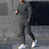 Completo Casual Uomo con Maglia a Maniche Lunghe e Pantaloni Jogger