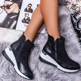 Botins com fecho de correr