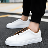 Sneakers basse da uomo in pelle con lacci